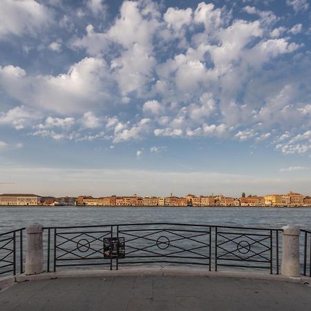 Accademia Apartments R&R Venecia Exterior foto